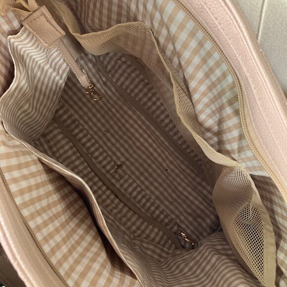 DD Bird The Taupe Leather Nash With Changing Pad Diaper Bag Luxury Shoulder - Picture 16 of 16